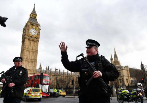 İngiltere’de İslami terör tehdidi en az 20 yıl sürer
