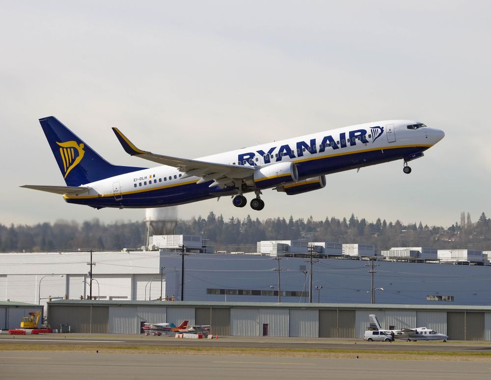 İspanya’da Ryanair hava yolu şirketi çalışanları greve başladı