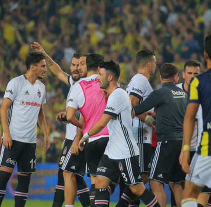 Fenerbahçe-Beşiktaş derbisi İngiliz medyasında