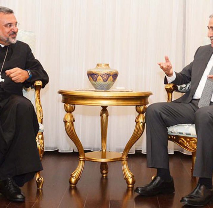 Akıncı, Maronit Başpiskopos ile görüştü
