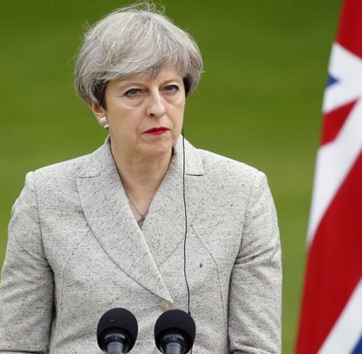 Theresa May: AB üyeliğimiz 2019’da kesin olarak bitecek