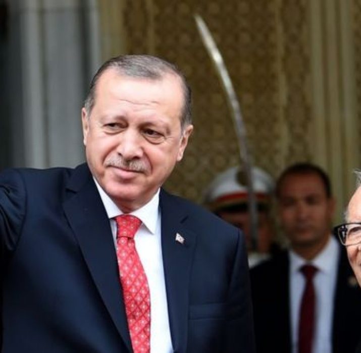 “Erdoğan yıl boyu Avrupa’ya fırça attı, şimdi iyiyi oynuyor”