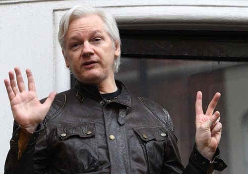 Julian Assange’nin hesabı twitter’dan silindi