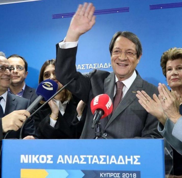 Güney Kıbrıs’ta cumhurbaşkanlığı seçimi ikinci tura kaldı