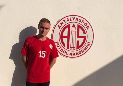 Stephen Akbaş  Antalya U21’de
