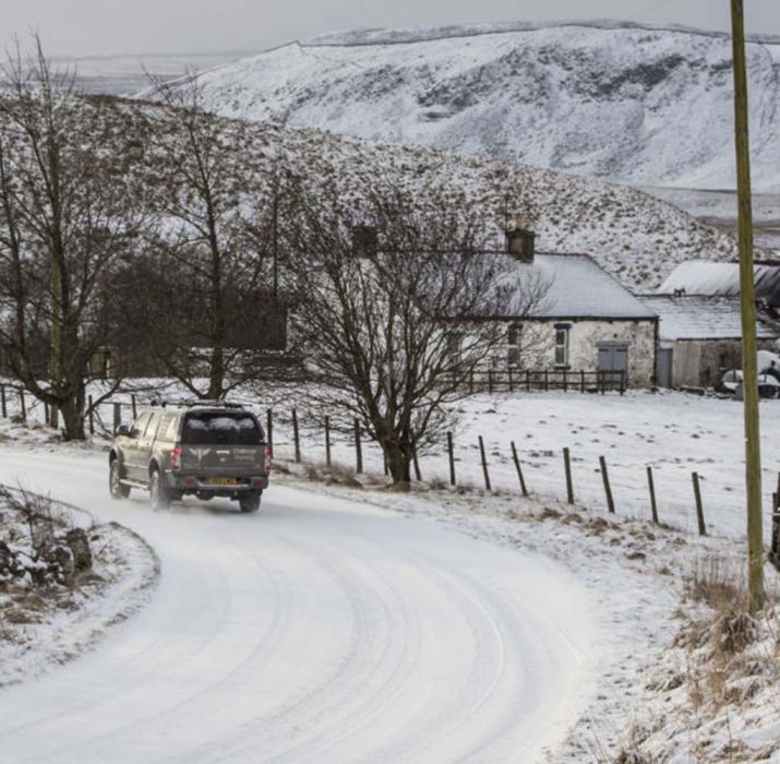 Travel warning as parts of UK set for heavy snow
