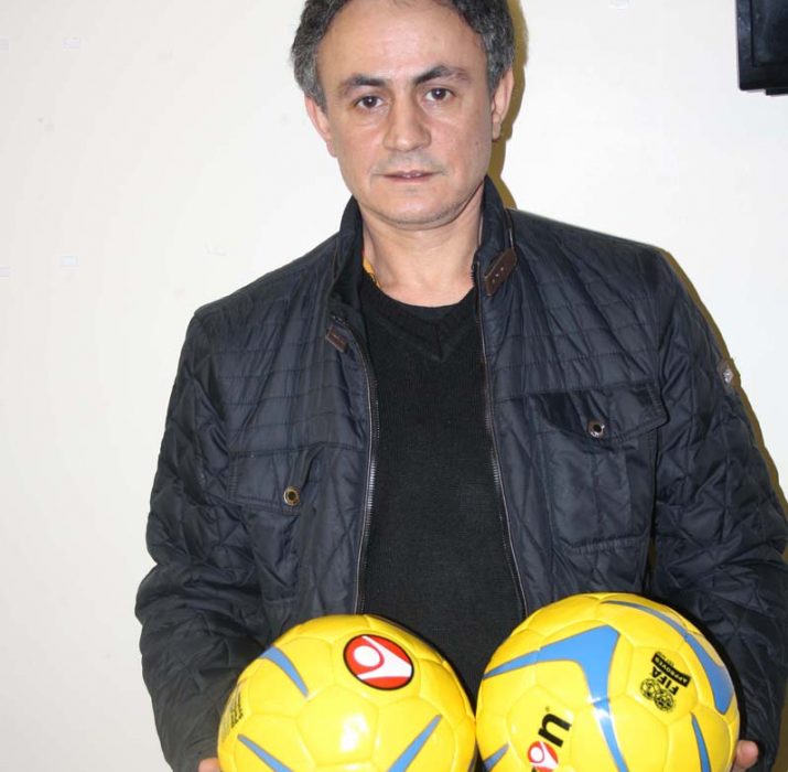 Türkmenköy’den iki futbol topu