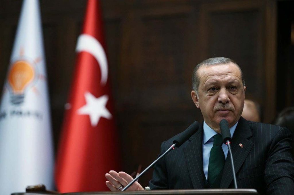 Erdoğan zayıflattığı TL’yi vatanseverlerin kurtarmasını istiyor