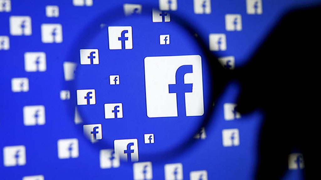Facebook’a 500 bin sterlinlik ceza
