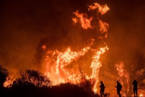 California’da yangının acı bilançosu: 7 kişi hayatını kaybetti