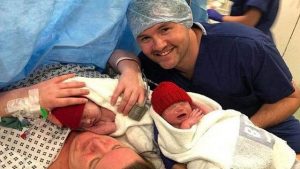 İngiltere’de iki rahimli kadın ikiz doğurdu