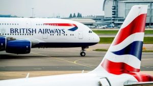 British Airways uçakta maske zorunluluğunu kaldırdı