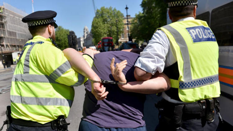 Londra’da polis şiddeti yüzde 79 arttı!