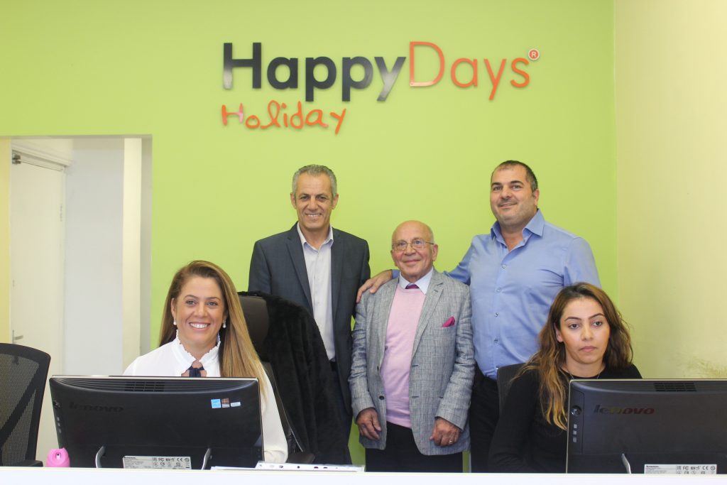 Book now and pay later with Happy Days!