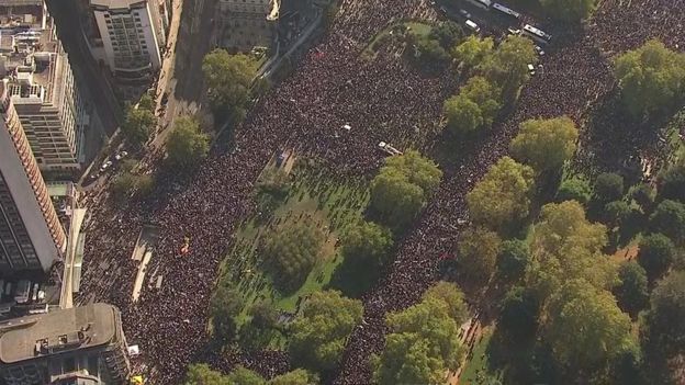 Over half a million people march for a 2nd referendum