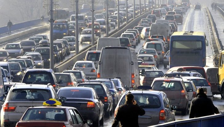 Hava kirliliği ve araç gürültüsü kalp krizi riskini artırıyor!
