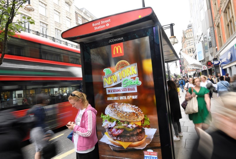 Londra’da obeziteye karşı önlem: “Yiyecek, içecek reklamları yasaklanacak”