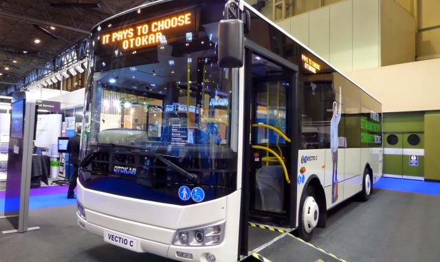 Sağ direksiyonlu yerli otobüs İngiltere pazarında