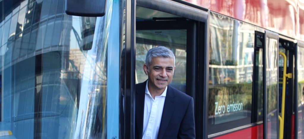 Mayor of London announces rail fare freeze