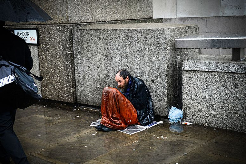 İngiltere’de evsiz ölümleri yüzde 24 arttı, en fazla ölüm Londra’da