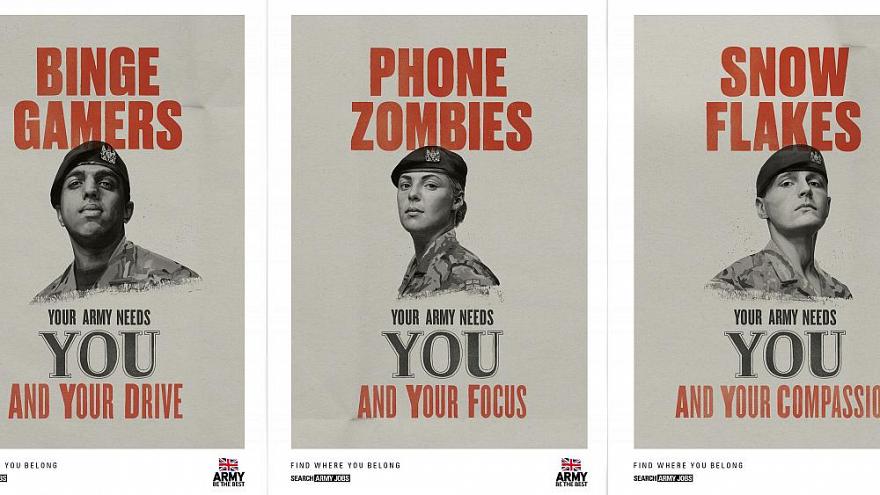 İngiliz ordusu: Selfie bağımlıları, telefon zombileri, size ihtiyacımız var