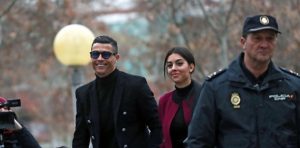 Vergi kaçırmakla suçlanan Ronaldo 18,8 milyon euro cezayı kabul etti