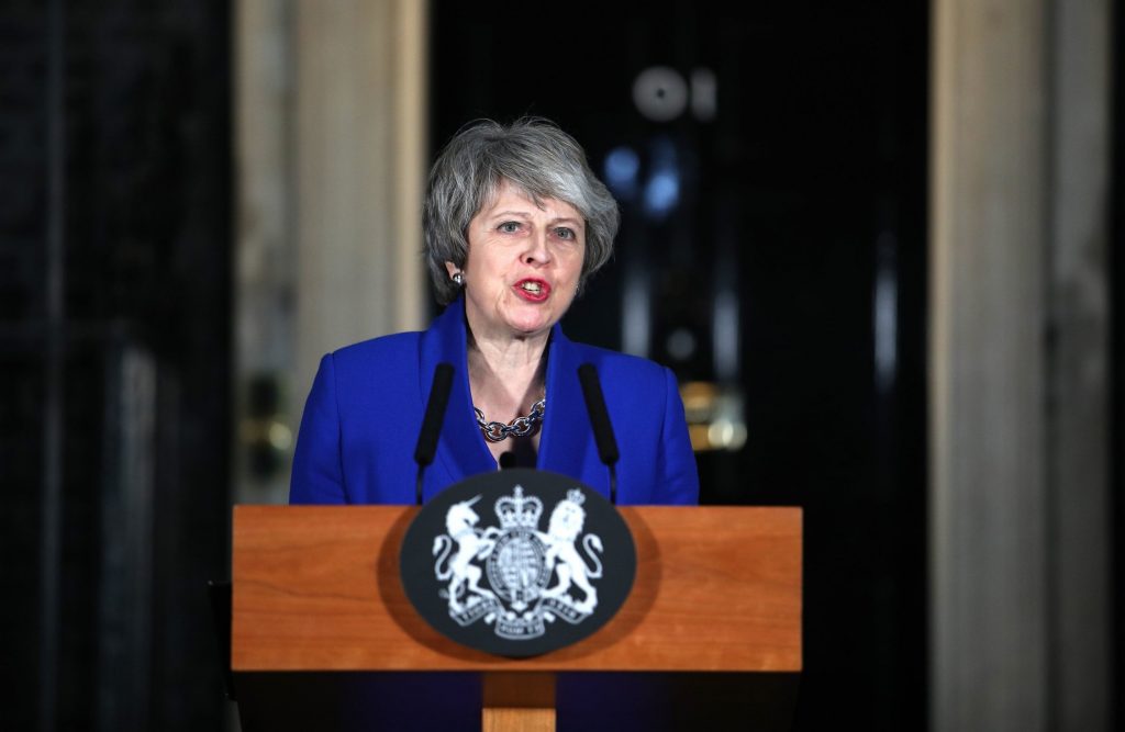 Theresa May’in B planı İngiliz basınında: Bakanlar topluca istifa etmeyi planlıyor