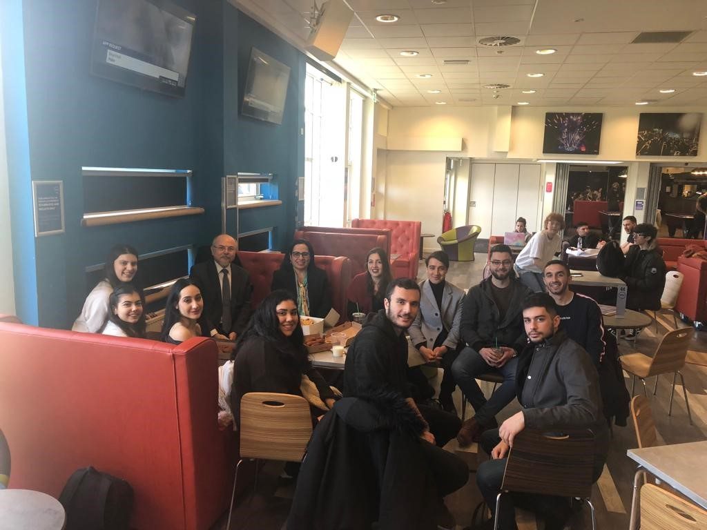 Büyükelçiden Kıbrıslı türk öğrencilere ziyaret