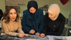 Syrian refugees’ fabric showcased by Zeynep Kartal
