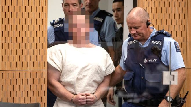 Yeni Zelanda’da 2 camiye silahlı saldırı: Baş zanlı Brenton Tarrant mahkemeye çıkarıldı, cinayetle suçlandı