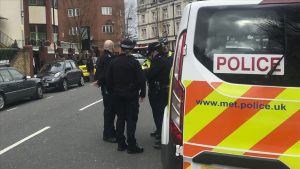 İngiltere’deki cami saldırılarında 2 gözaltı