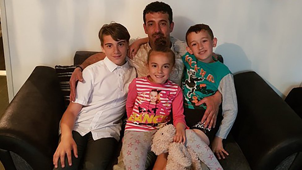 Kampta ateşe düşen 7 aylık yeğenini tedavi için İngiltere’ye getiren Iraklı sığınmacı sınır dışı edilecek