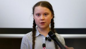 16 yaşındaki iklim aktivisti Thunberg İngiltere’deki ‘Yokoluş İsyanı’na destek verdi