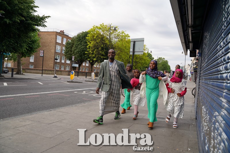 Londoners gathered for morning Eid prayer