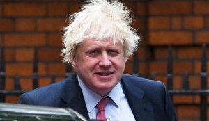 Boris Johnson İngiltere’de başbakanlık koltuğuna bir adım daha yaklaştı