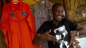 Uzaya gidecek ilk siyah Afrikalı astronot motosiklet kazasında öldü