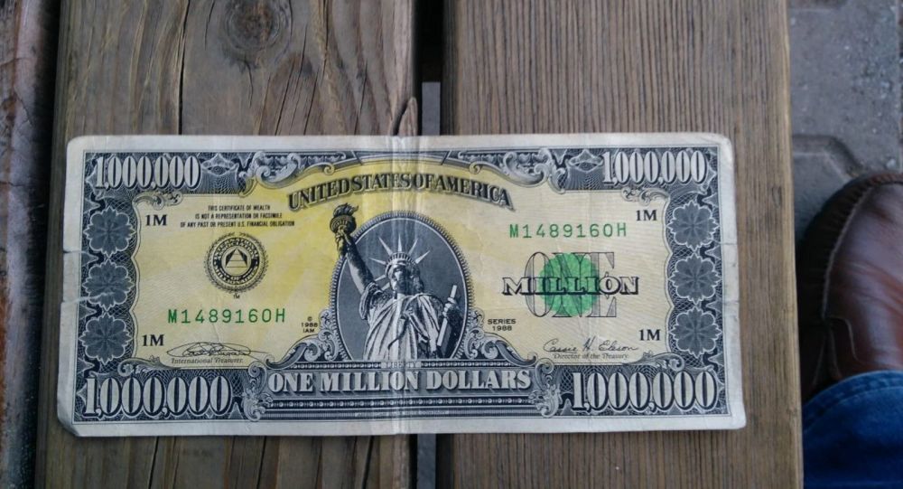 Uşak’ta ‘Amerikan rüyası’nın sembolü 1 milyon dolarlık banknot ele geçirildi