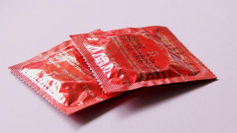 Mahkeme karar verdi: Cinsel ilişki sırasında kondomu çıkarmak suç sayıldı