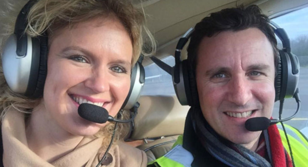 Müzisyen çift ve bebekleri uçak kazasında hayatını kaybetti