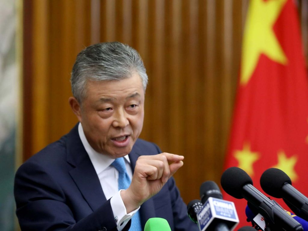 Çinli elçiden İngiliz siyasetçilere “Hong Kong” tepkisi
