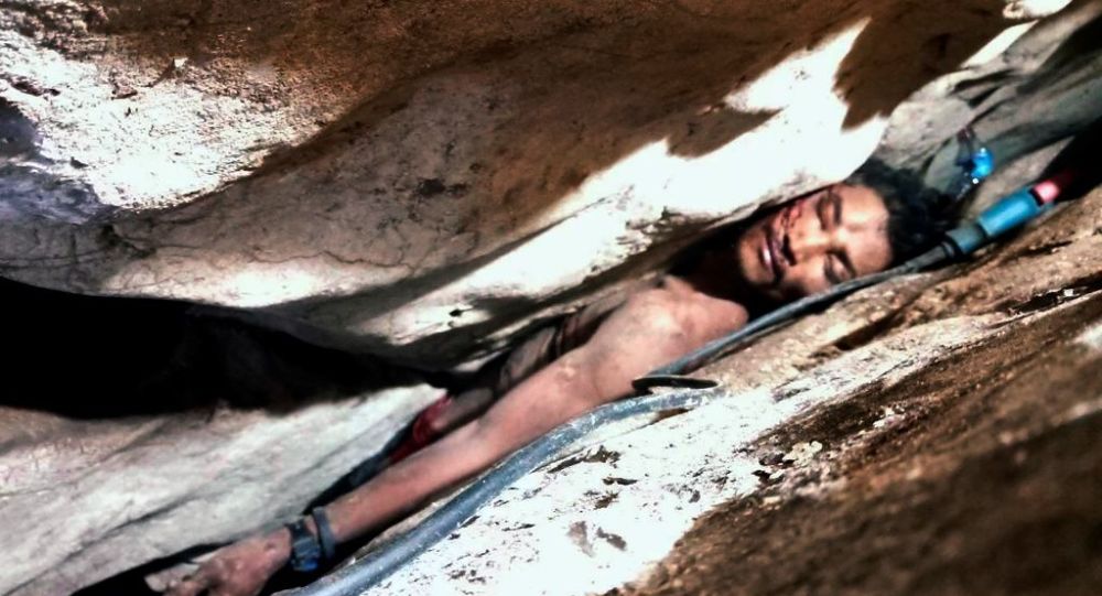 Mağarada mahsur kalan adam 4 gün sonra kurtarıldı