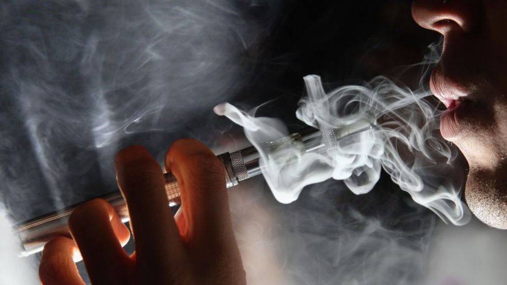 ABD’de ‘elektronik sigaraya bağlı’ gizemli akciğer hastalığından ilk ölüm