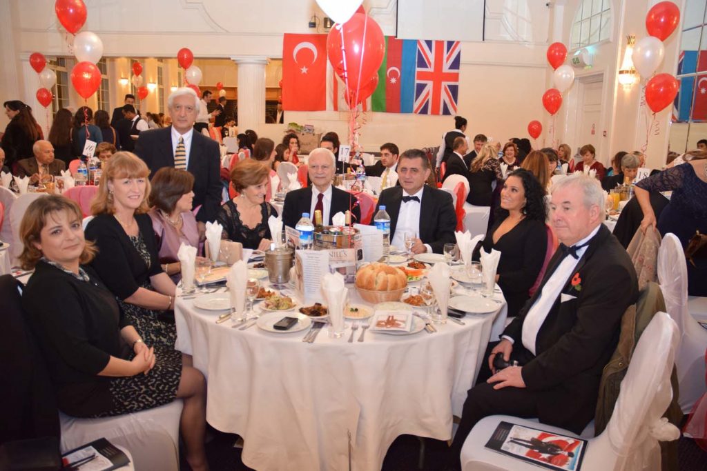 İngiltere Türk Dernekleri Federasyonu ‘Cumhuriyet Balosu’ düzenleyecek