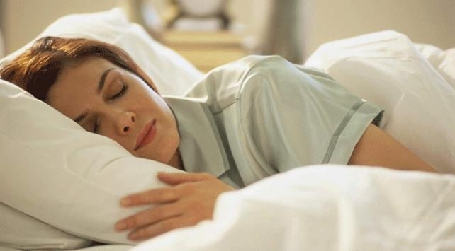 9 saatten fazla uyku felç riskini artırabilir
