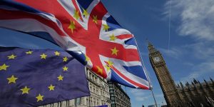 AB, Brexit anlaşmasını değiştirmeyi planlayan İngiltere’yi toplantıya çağırdı