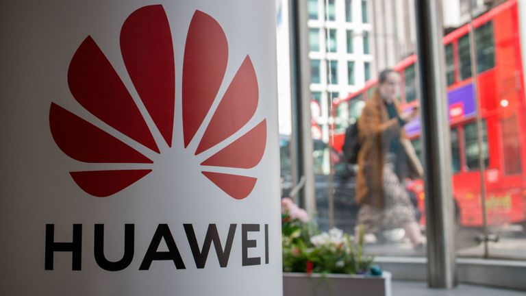 Çin’den İngiltere’ye Huawei ve Hong Kong tepkisi