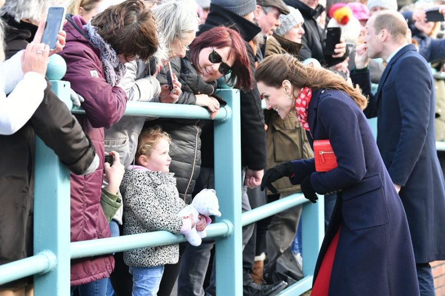 3 yaşındaki kız Kate Middleton’a “Prensese benzemiyorsun” dedi