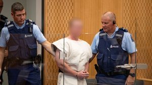 Yeni Zelanda’daki camilerde 51 kişiyi öldüren terörist ilk kez suçlamaları kabul etti
