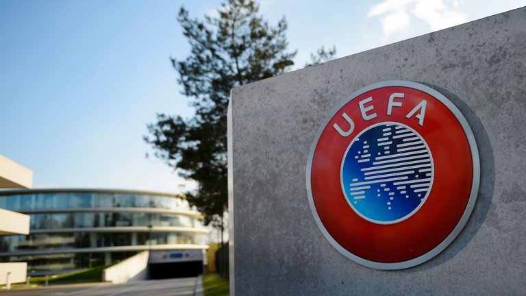UEFA, Avrupa Şampiyonasını 2021 yazına erteledi