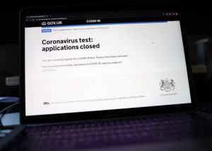 İngiltere’nin resmi internet sitesi gov.uk’ye 2 dakikada 5 bin test kiti siparişi geldi